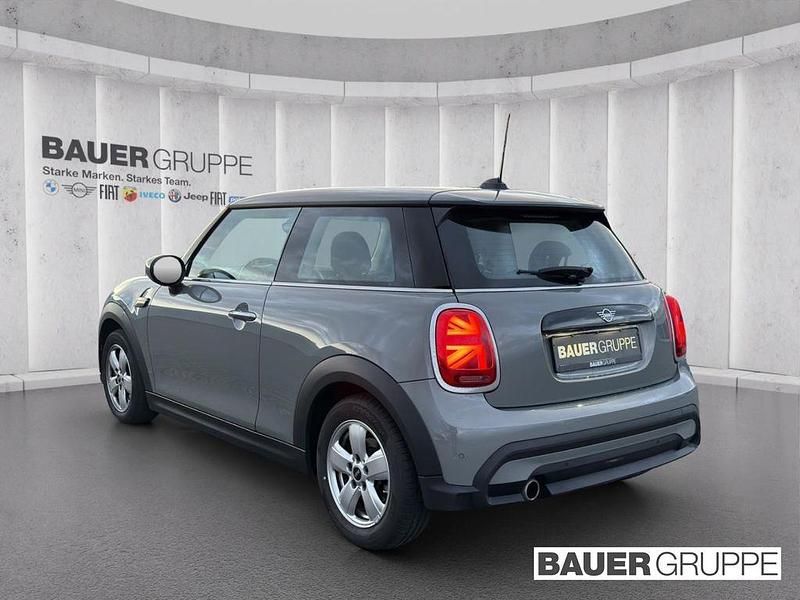 Gebraucht Mini Cooper Essential 136 PS (100 kW) 2022 Metallic) (grau Kleinwagen