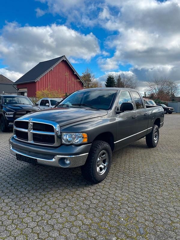 Silber Gebraucht 2002 Dodge Ram Abholung | 7.700 € - Bild 1/4
