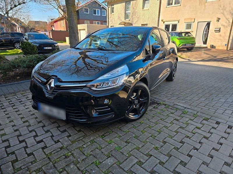Schwarz Gebraucht 2017 Renault Clio IV LIMITED Kleinwagen | 9.600 € (Fairer Preis) - Bild 1/4