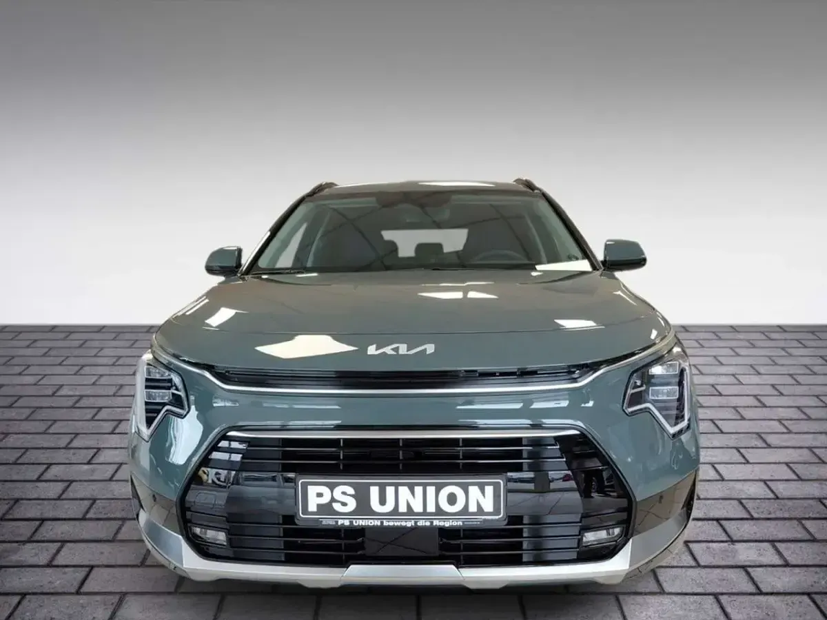 Neu Kia Niro Comfort 129 PS (94 kW) 2026 Grün SUV