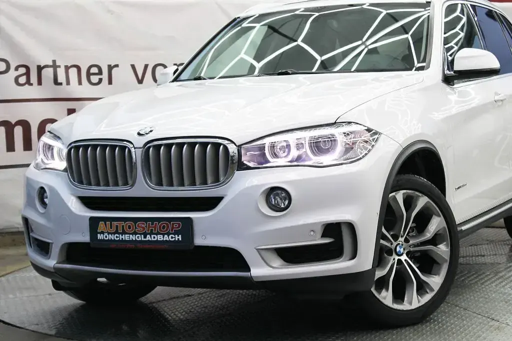 Gebraucht BMW X5 Performance 258 PS (189 kW) 2018 Weiß SUV