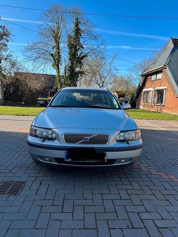 Gebraucht Volvo V70 170 PS (125 kW) 2002 Silber Kombi