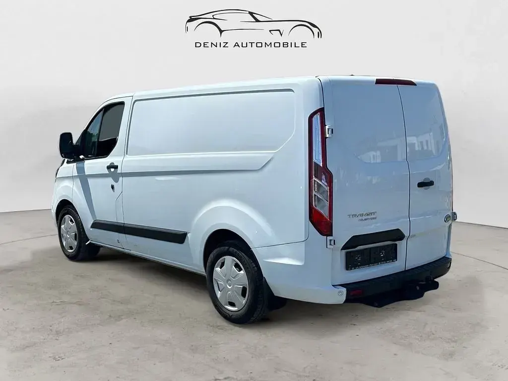 Gebraucht Ford 300 Trend 131 PS (96 kW) 2023 Weiß Van / Kleinbus