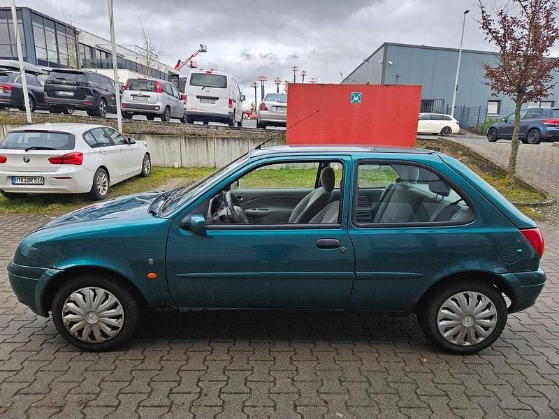 Gebraucht Ford Fiesta Ghia 75 PS (55 kW) 2000 Grün Kleinwagen