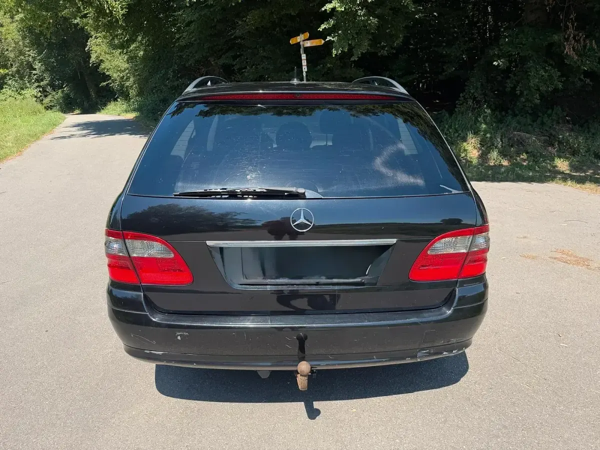 Gebraucht Mercedes E220 170 PS (125 kW) 2007 Schwarz Kombi