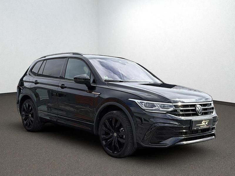 Gebraucht VW Tiguan Allspace R-line 200 PS (147 kW) 2024 Deep black perleffekt SUV
