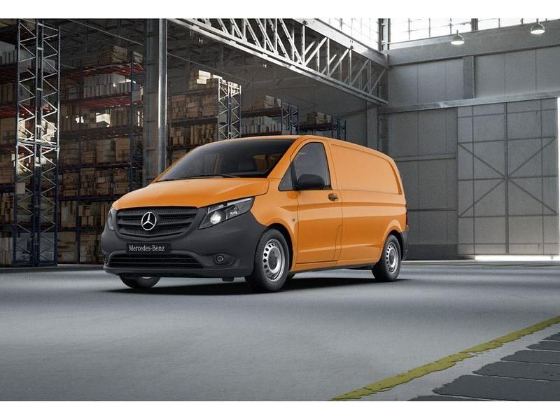 Gebraucht Mercedes Vito 136 PS (100 kW) 2022 Orange Van