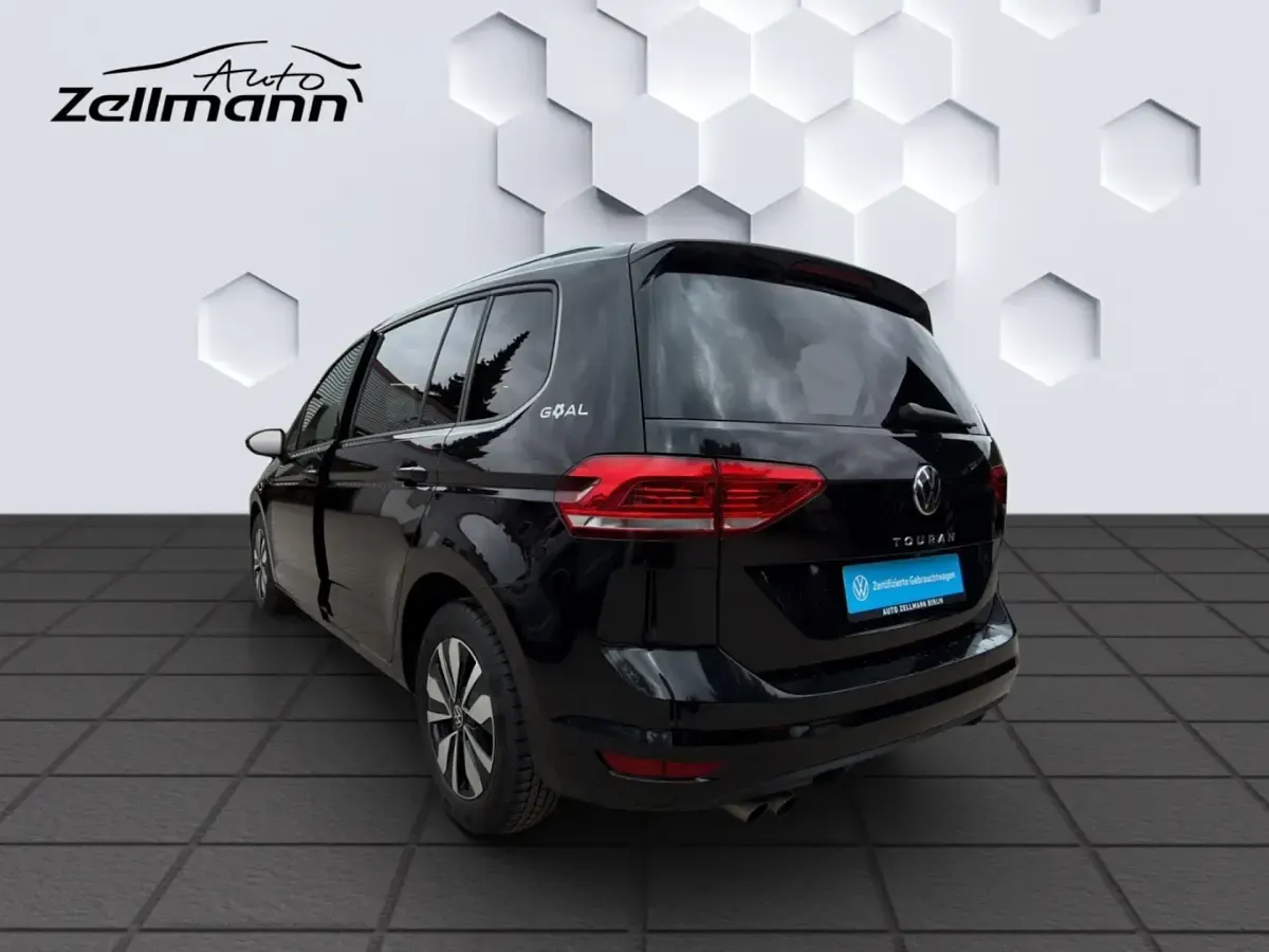 Gebraucht VW Touran Comfortline 150 PS (110 kW) 2025 Mythos black Van / Kleinbus