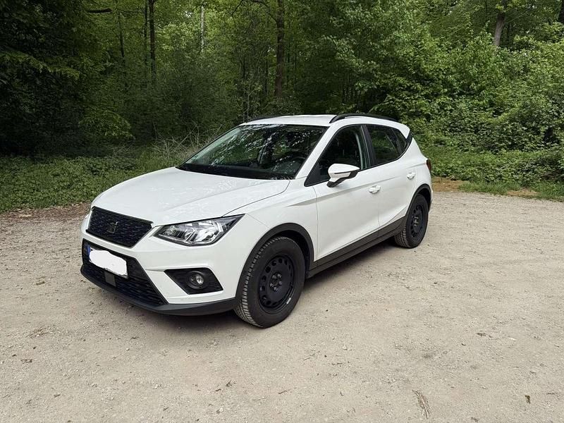 Weiß Gebraucht 2021 Seat Arona Style SUV | 18.990 € (Fairer Preis) - Bild 1/4