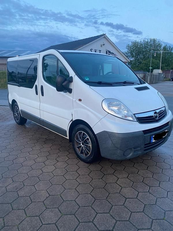 Gebraucht Opel Vivaro 90 PS (66 kW) 2007 Weiß Van / Kleinbus