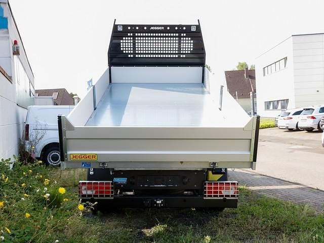 Neu VW Crafter 163 PS (119 kW) 2025 Ascot grau Van