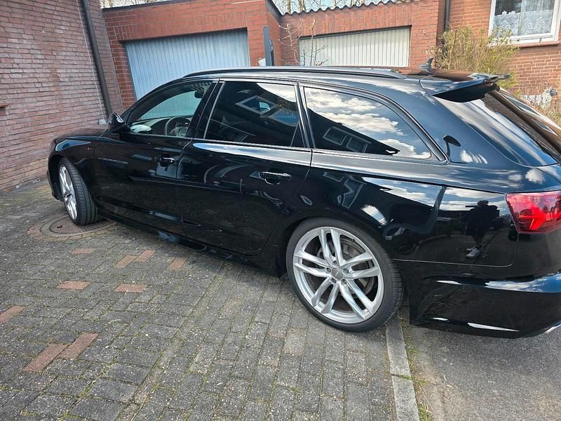 Second-hand Audi A6 Black Edition 190 CP (139 kW) 2018 Negru Break