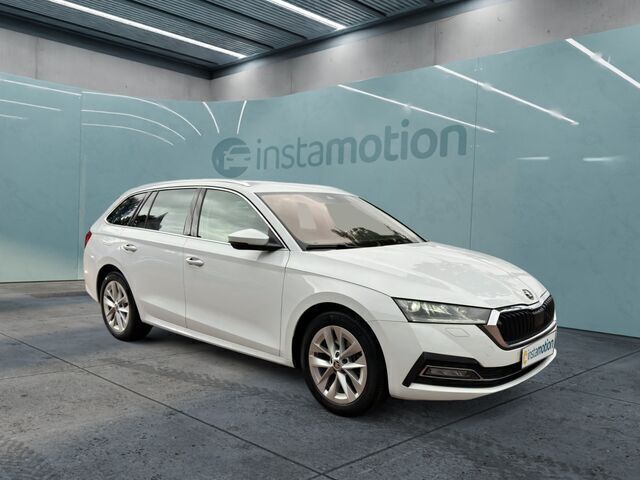 Weiß Gebraucht 2022 Skoda Octavia Van / Kleinbus | 27.944 € (Etwas zu teuer) - Bild 1/2