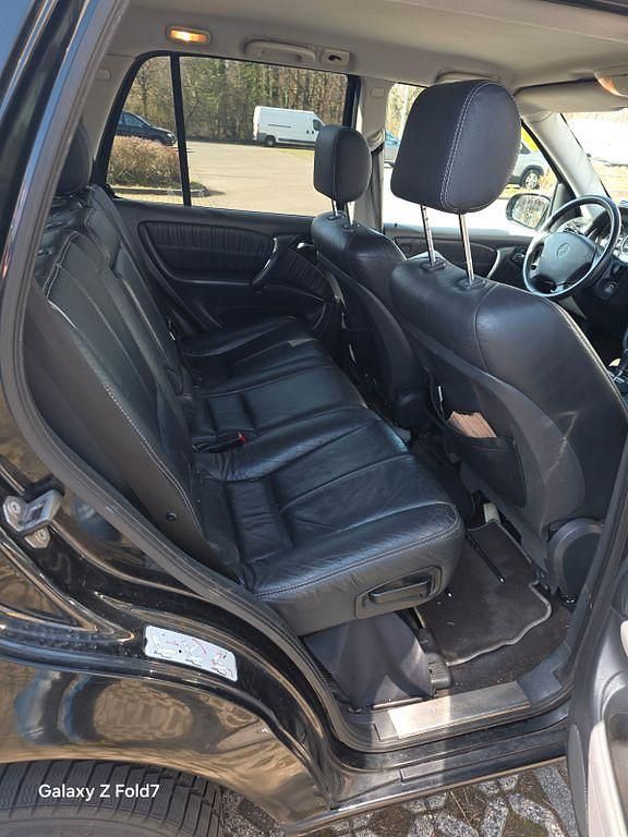 Gebraucht Mercedes ML350 235 PS (172 kW) 2003 Schwarz SUV