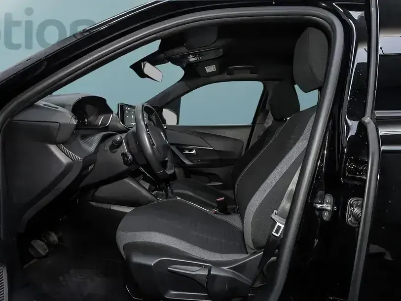 Gebraucht Peugeot 2008 101 PS (74 kW) 2023 Schwarz SUV