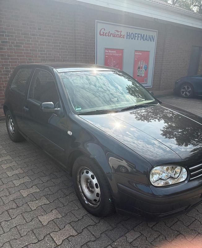 Schwarz Gebraucht 2001 VW Golf IV Coupé | 1.300 € (Guter Preis) - Bild 1/4