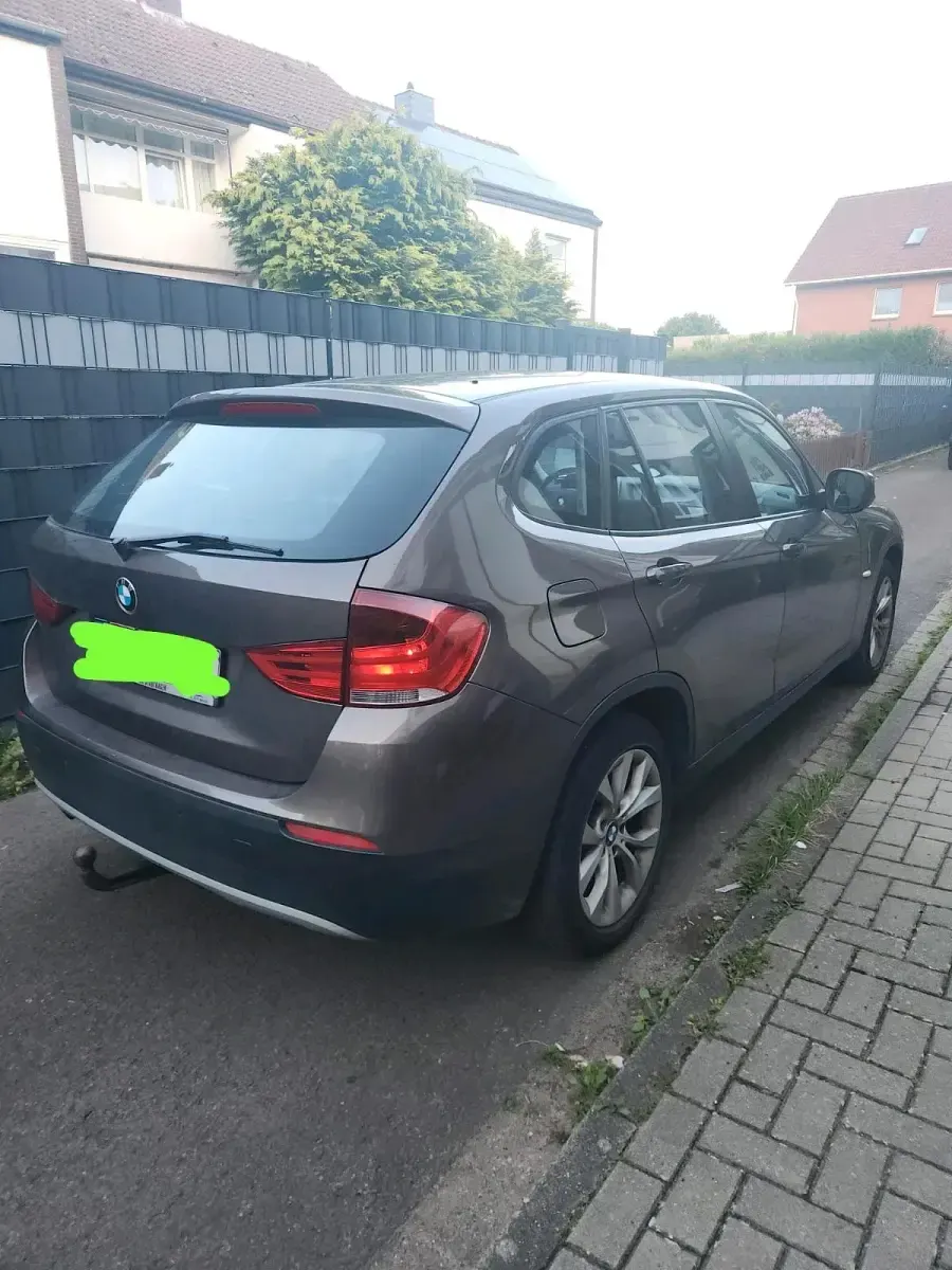 Gebraucht BMW X1 184 PS (135 kW) 2011 Braun SUV