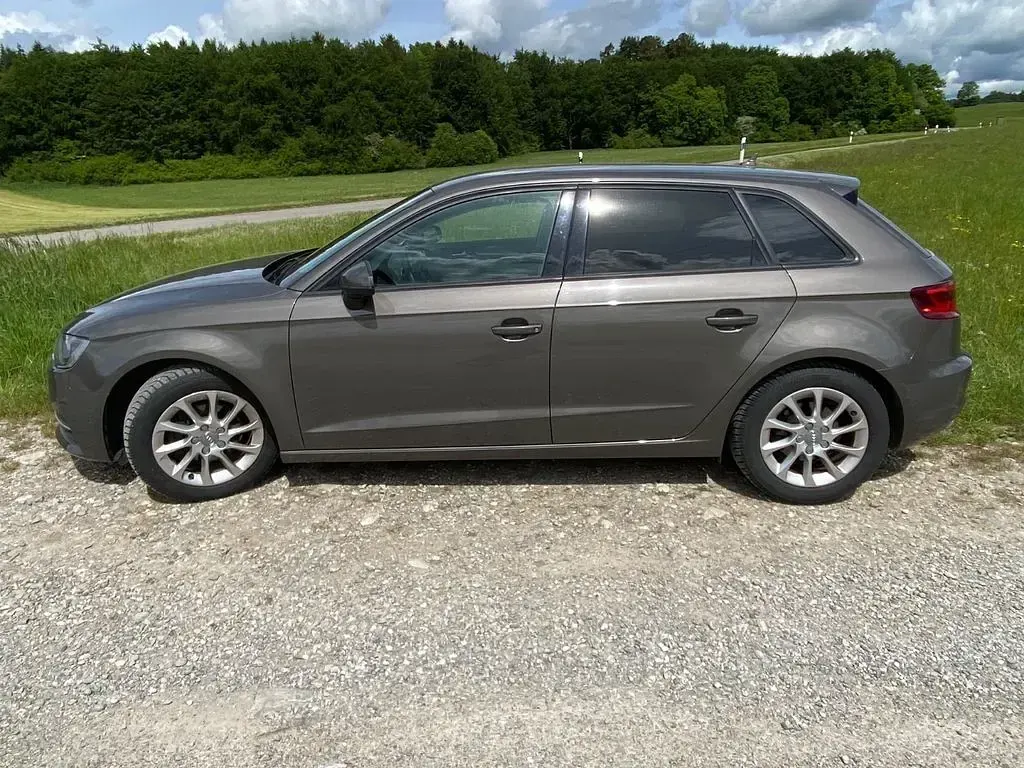 Gebraucht Audi A3 Ambition 150 PS (110 kW) 2015 Braun Limousine