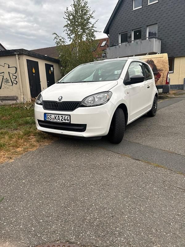 Weiß Gebraucht 2016 Skoda Citigo Kleinwagen | 4.000 € (Guter Preis) - Bild 1/4