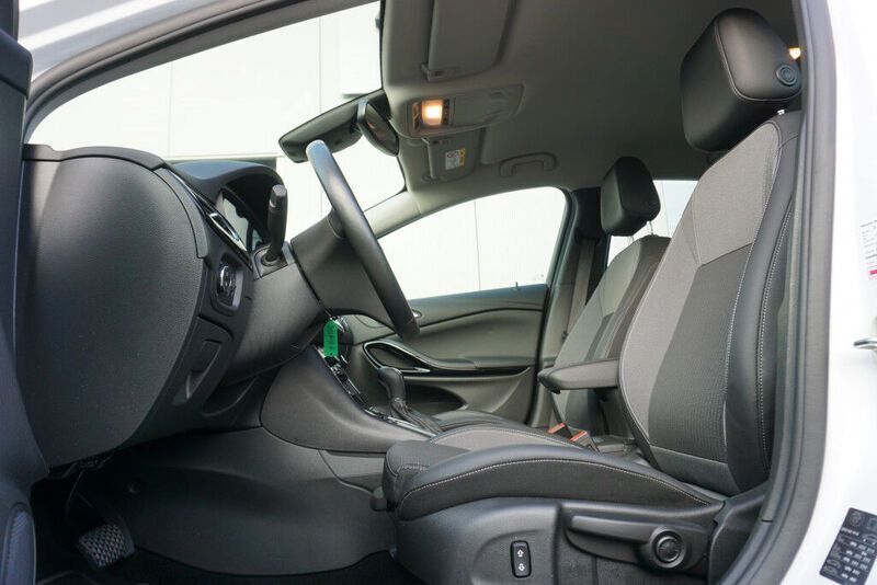 Gebraucht Opel Astra Elegance 122 PS (89 kW) 2021 Weiß Limousine