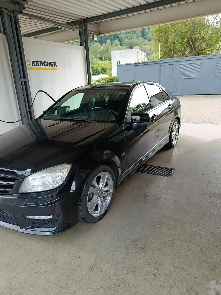 Gebraucht Mercedes C200 AMG 184 PS (135 kW) 2011 Schwarz Limousine