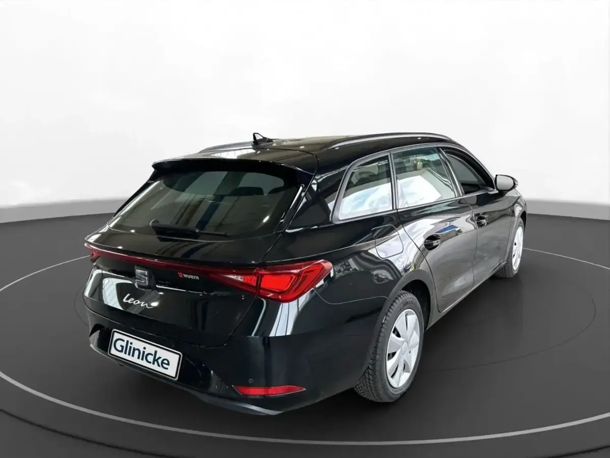 Gebraucht Seat Leon Reference 116 PS (85 kW) 2023 Mitternachtschwarz Kombi