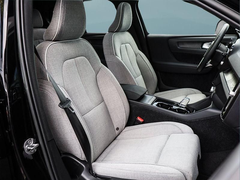 Gebraucht Volvo XC40 300 kW (408 PS) 2022 Schwarz SUV