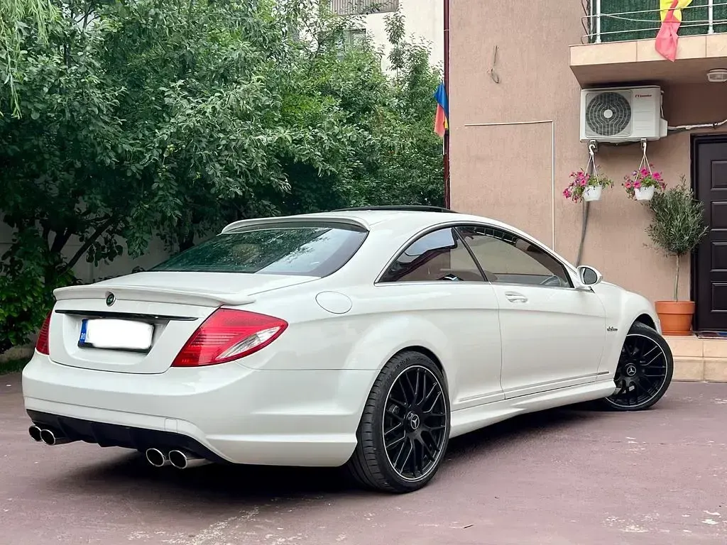 Gebraucht Mercedes CL500 387 PS (284 kW) 2007 Weiß Coupé