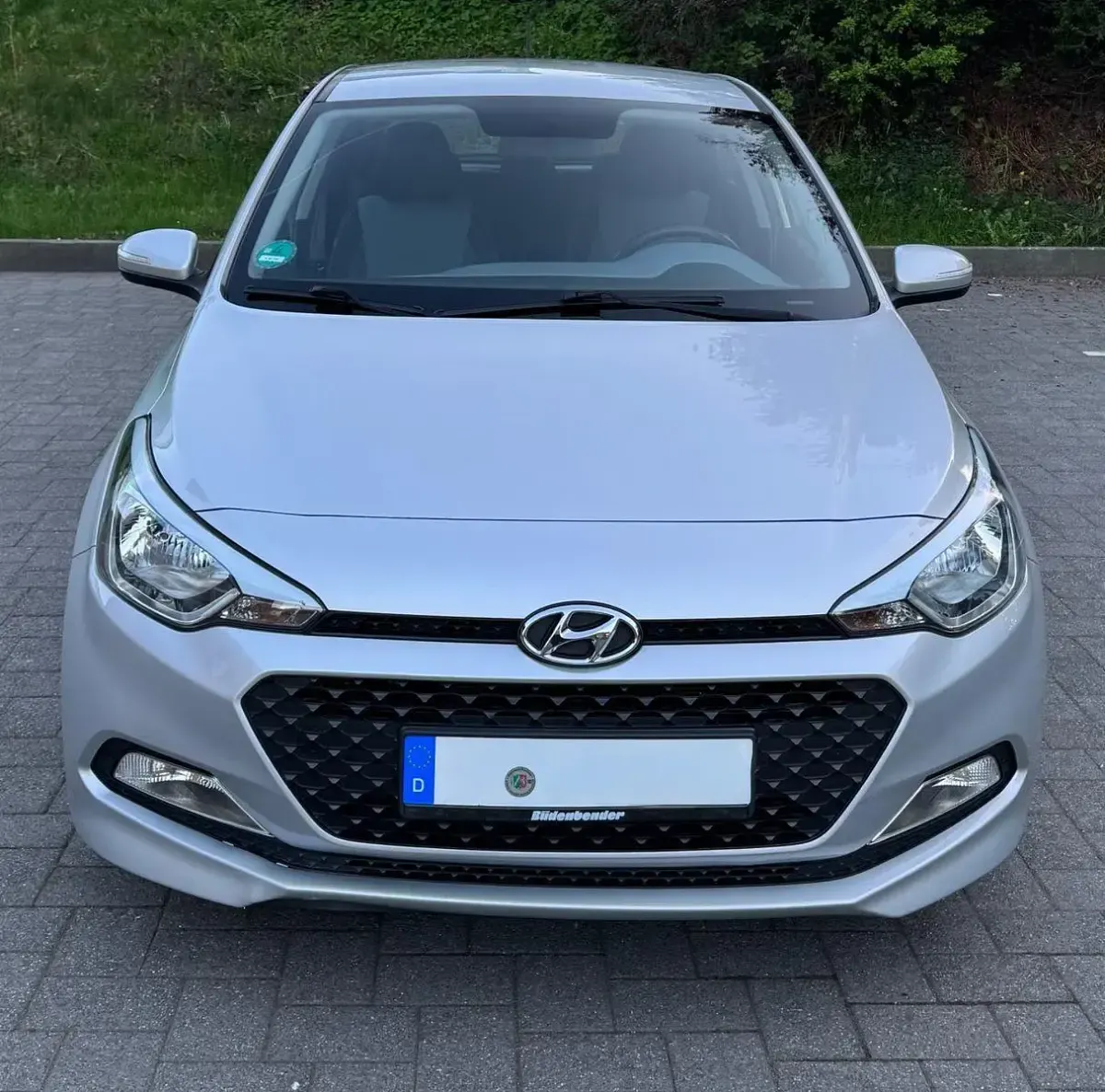 Second-hand Hyundai i20 75 CP (55 kW) 2017 Gri Hatchback