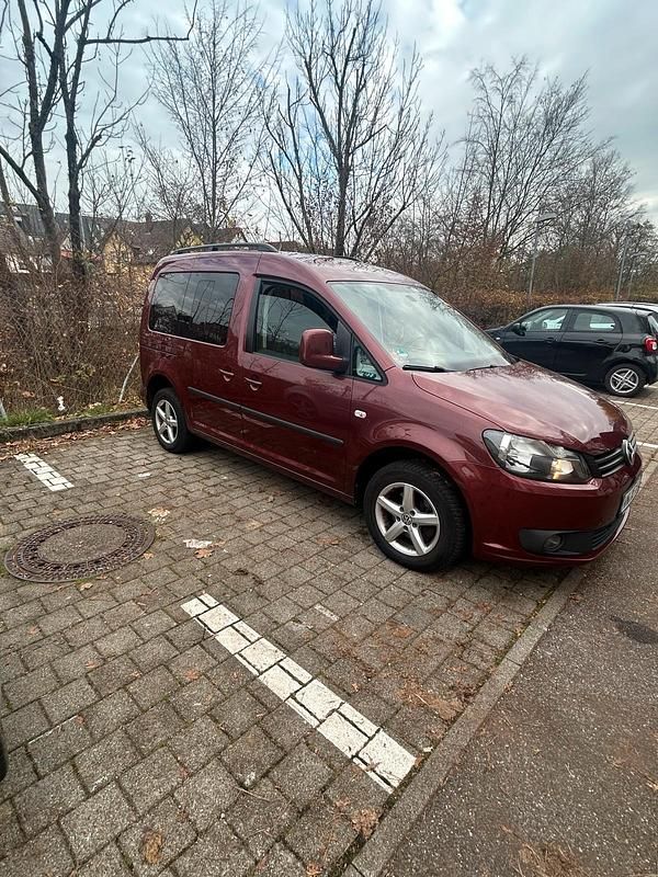 Violet Gebraucht 2012 VW Caddy Van / Kleinbus | 6.500 € (Guter Preis) - Bild 1/3