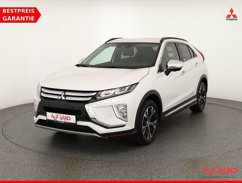 Weiß Gebraucht 2018 Mitsubishi Eclipse Cross Diamant Edition SUV | 22.990 € (Teuer) - Bild 1/4