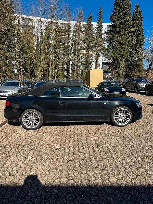 Gebraucht Audi A5 Cabriolet 190 PS (139 kW) 2016 Schwarz Cabrio