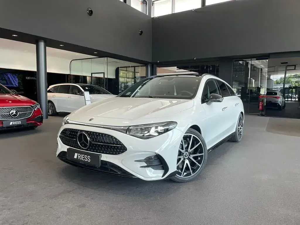 Gebraucht Mercedes CLA220 AMG 211 PS (155 kW) 2026 Weiß Limousine