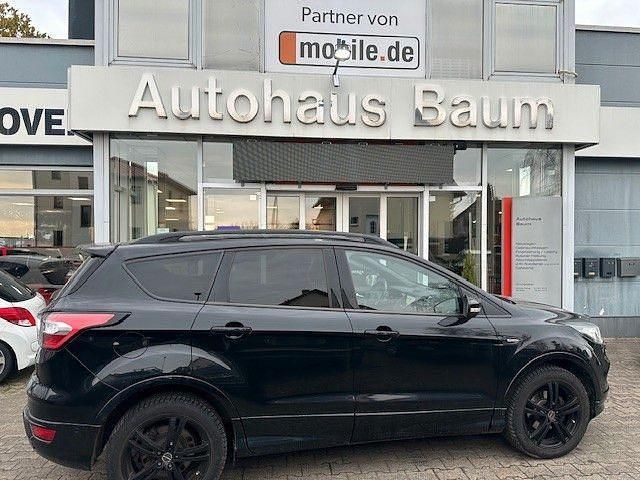 Gebraucht Ford Kuga ST-Line 150 PS (110 kW) 2018 Schwarz SUV