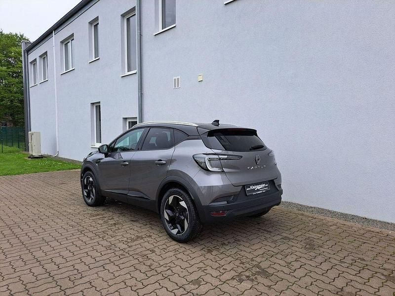Neu Renault Captur Techno 140 PS (102 kW) 2025 Grau SUV