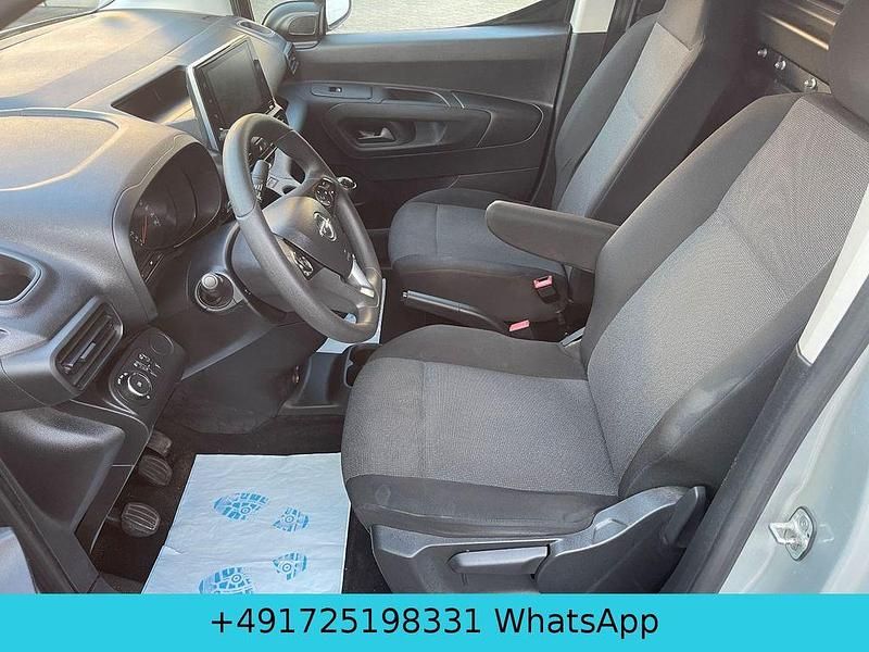 Gebraucht Opel Combo 102 PS (75 kW) 2021 Silber Van / Kleinbus