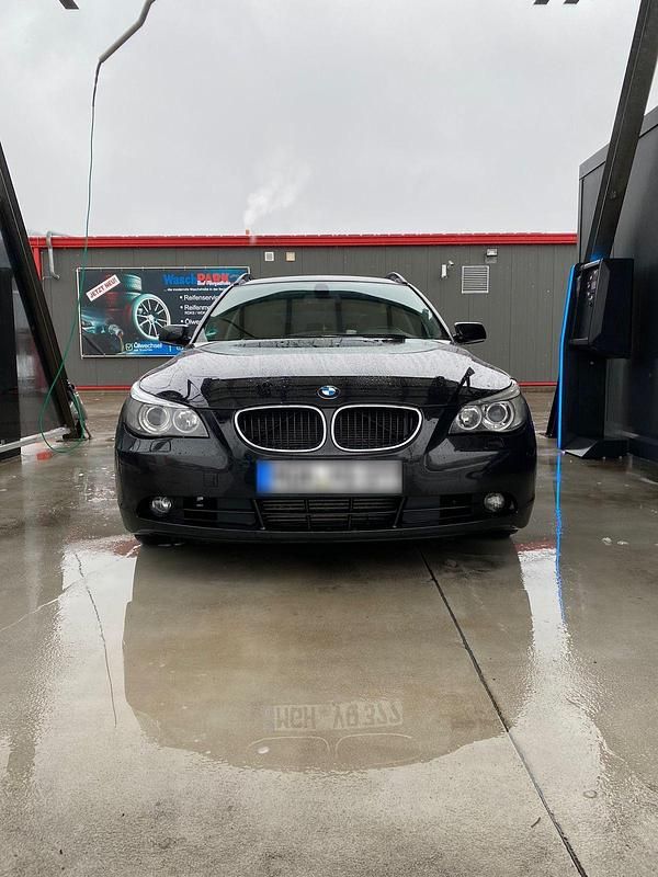 Second-hand BMW 525 178 CP (130 kW) 2005 Negru Break