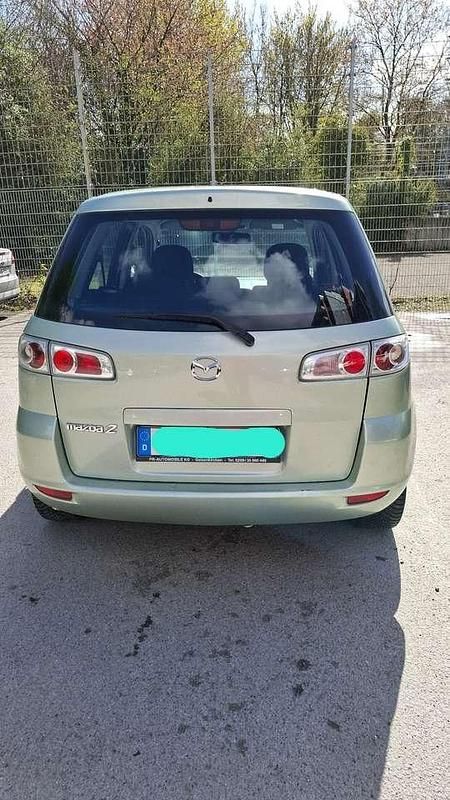 Gebraucht Mazda 2 Exclusive 80 PS (58 kW) 2006 Grün Kleinwagen