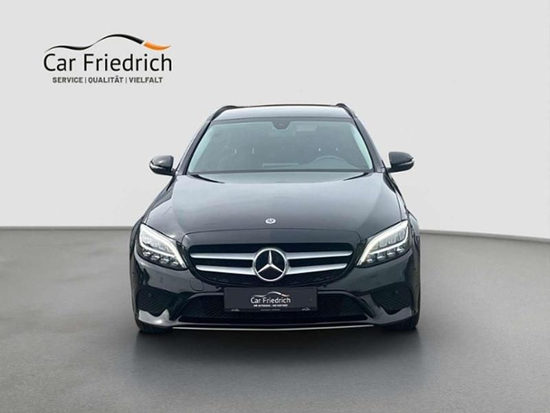 Schwarz Gebraucht 2019 Mercedes C200 Kombi | 22.760 € (Etwas zu teuer) - Bild 1/4