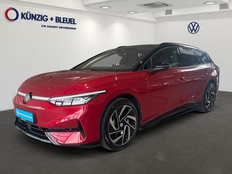 Gebraucht VW ID.7 Pro 210 kW (286 PS) 2025 Kings red metallic schwarz Kombi