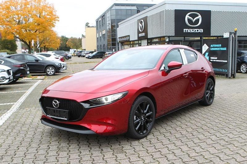 Rot Neu 2024 Mazda 3 Exclusive Limousine | 27.990 € (Superpreis) - Bild 1/4