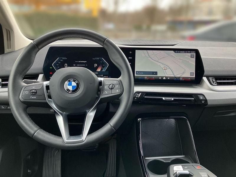 Gebraucht BMW 218 Active Tourer 150 PS (110 kW) 2024 Schwarz Van / Kleinbus