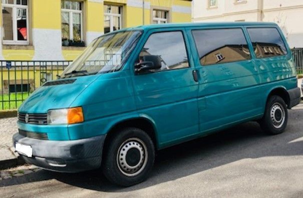 Grün Gebraucht 2001 VW T4 Van | 9.999 € - Bild 1/4