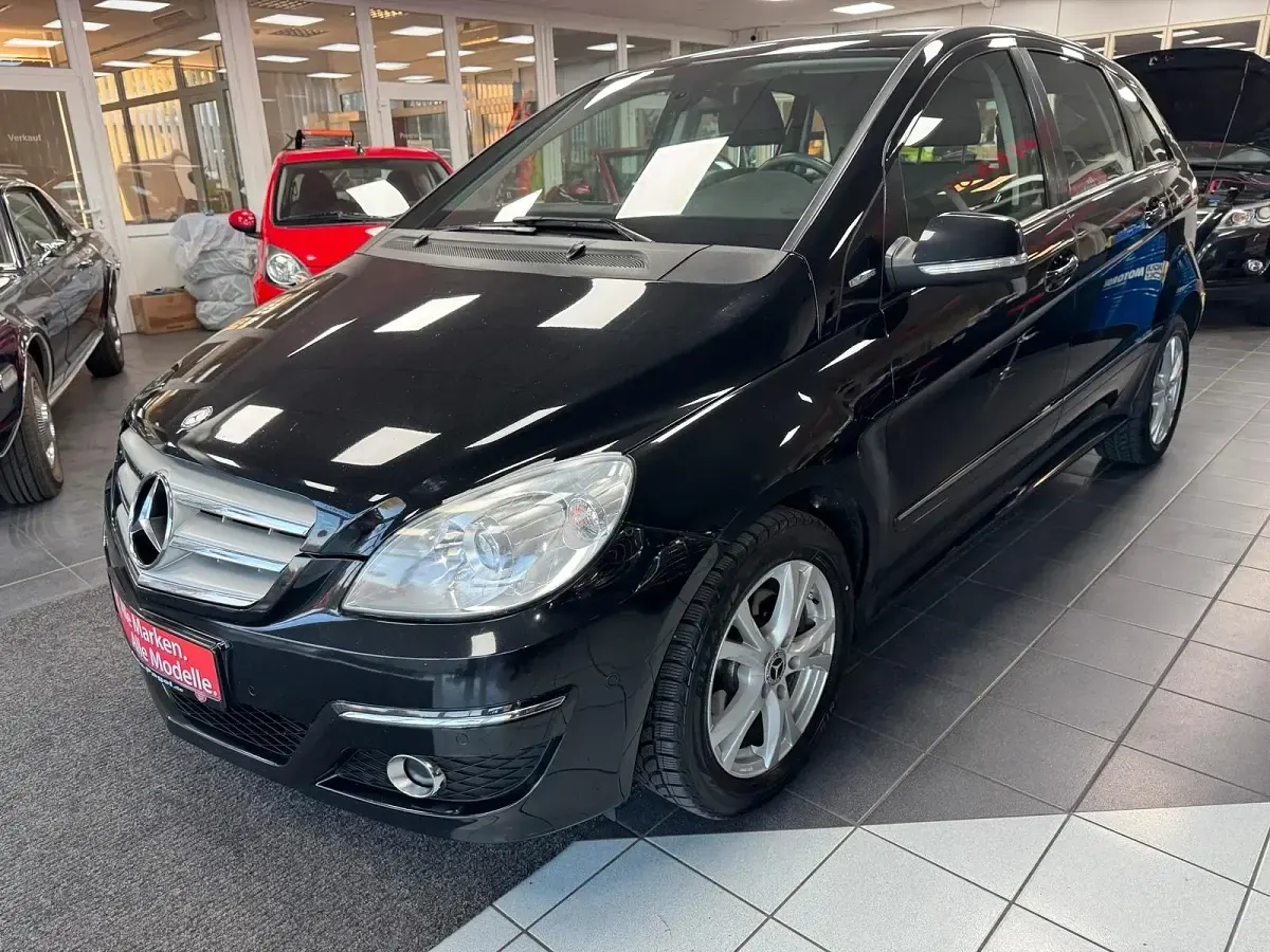 Gebraucht Mercedes B170 115 PS (84 kW) 2009 Schwarz Van / Kleinbus