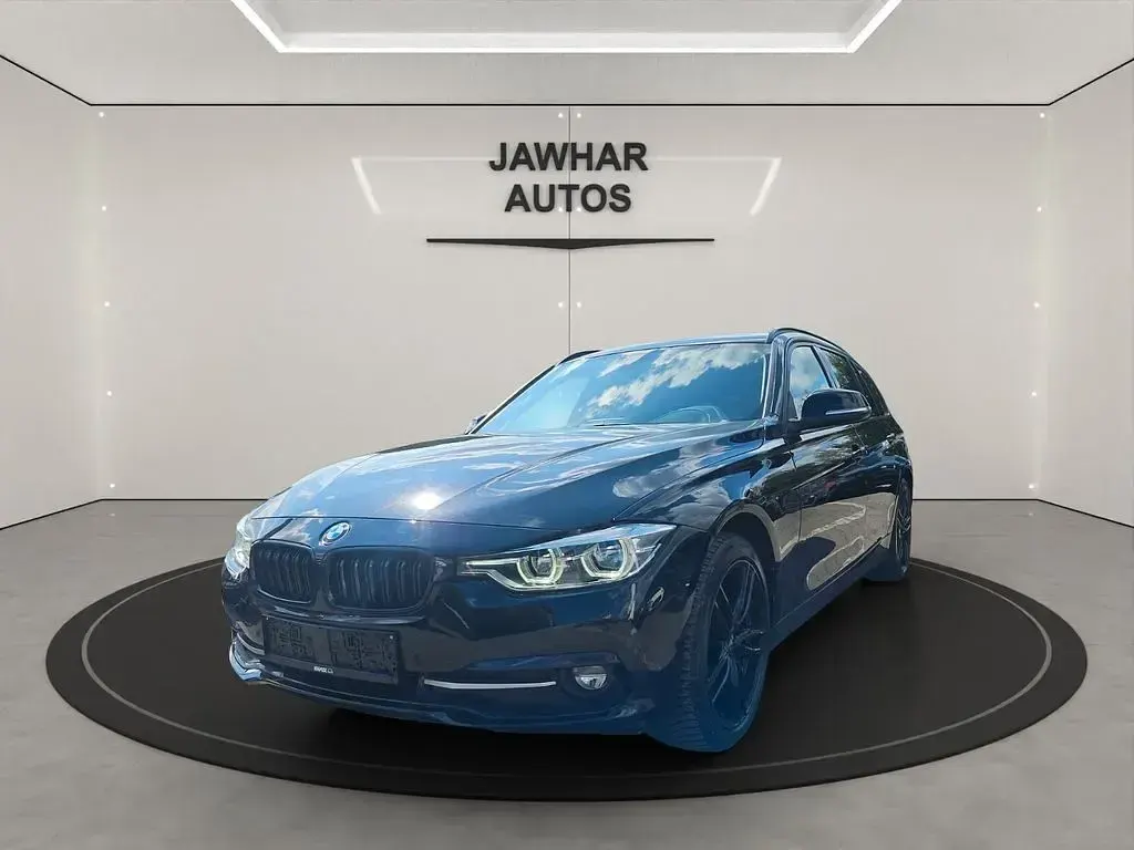 Gebraucht BMW 318 Sport Line 150 PS (110 kW) 2019 Schwarz Kombi