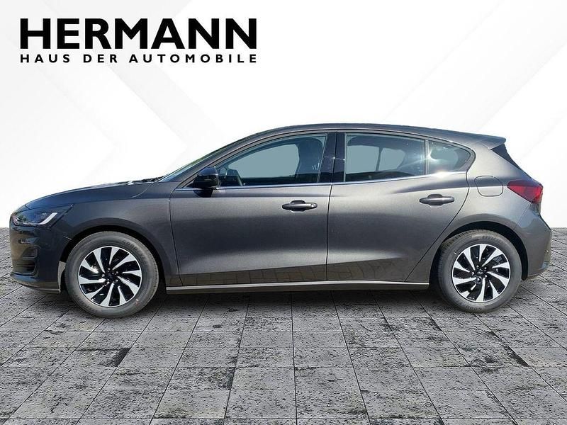 Gebraucht Ford Focus Titanium 125 PS (91 kW) 2024 Magnetic metallic (pn4dq) (gr Limousine