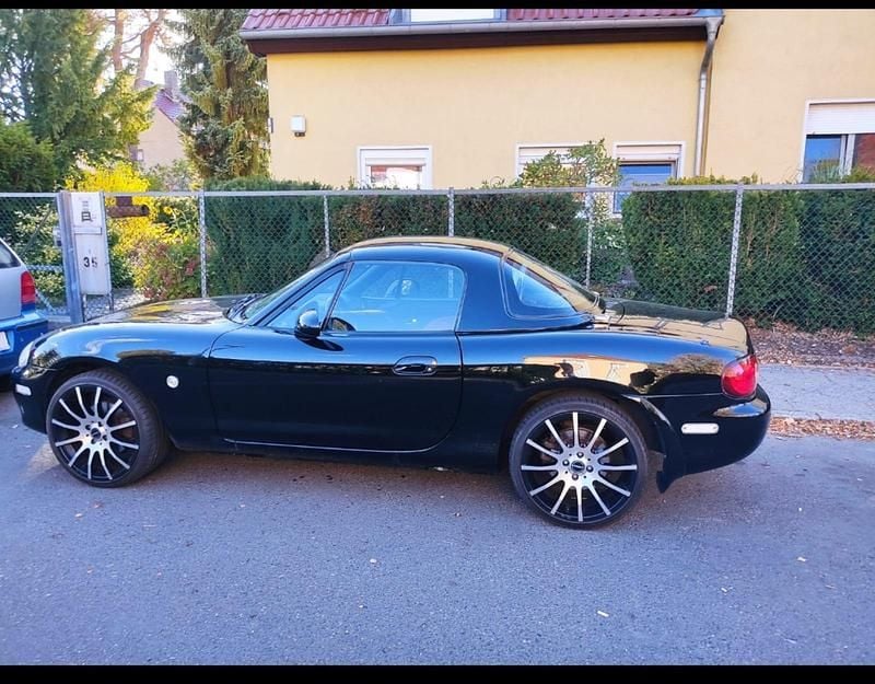 Schwarz Gebraucht 2004 Mazda MX5 Cabrio | 5.000 € (Superpreis) - Bild 1/4