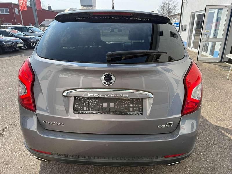 Gebraucht SsangYong Korando Crystal 175 PS (128 kW) 2014 Graumetallik SUV