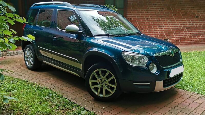 Blau Gebraucht 2013 Skoda Yeti Ambition SUV | 5.200 € (Guter Preis) - Bild 1/4