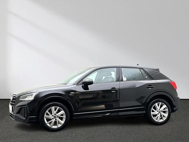 Gebraucht Audi Q2 S-Line 150 PS (110 kW) 2023 Mythosschwarz SUV